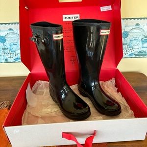 HUNTER Boots - Original - KIDS Black Glossy - 5B/6G or women’s EU37 (6.5/7)
